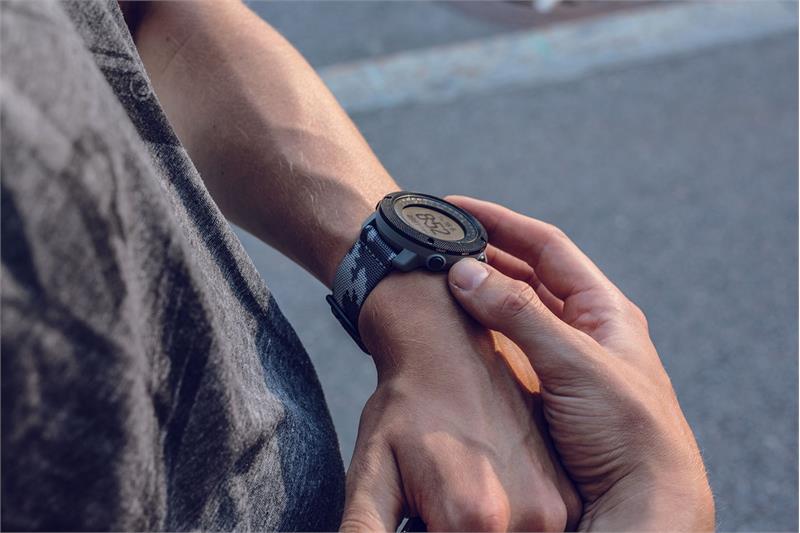Suunto Traverse Alpha GPS Watch - Concrete Sapphire-4