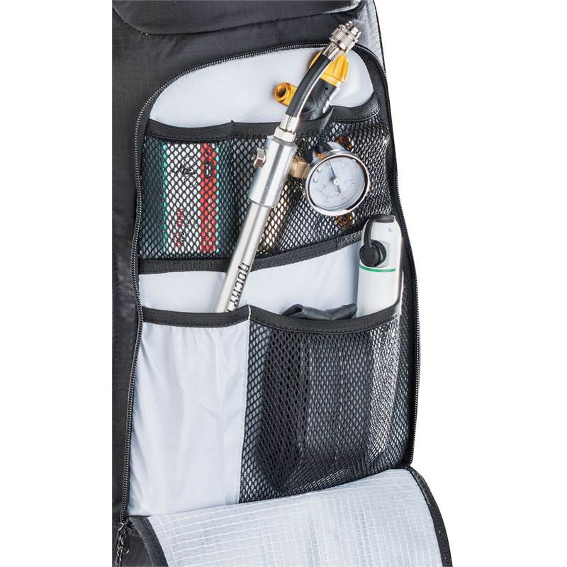 EVOC FR Enduro Blackline 16 Bike Pack-4