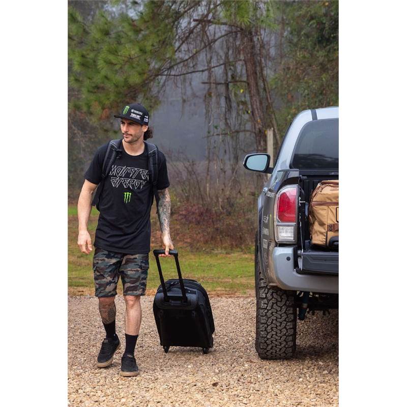 OGIO ONU 22 Wheeled Bag-3