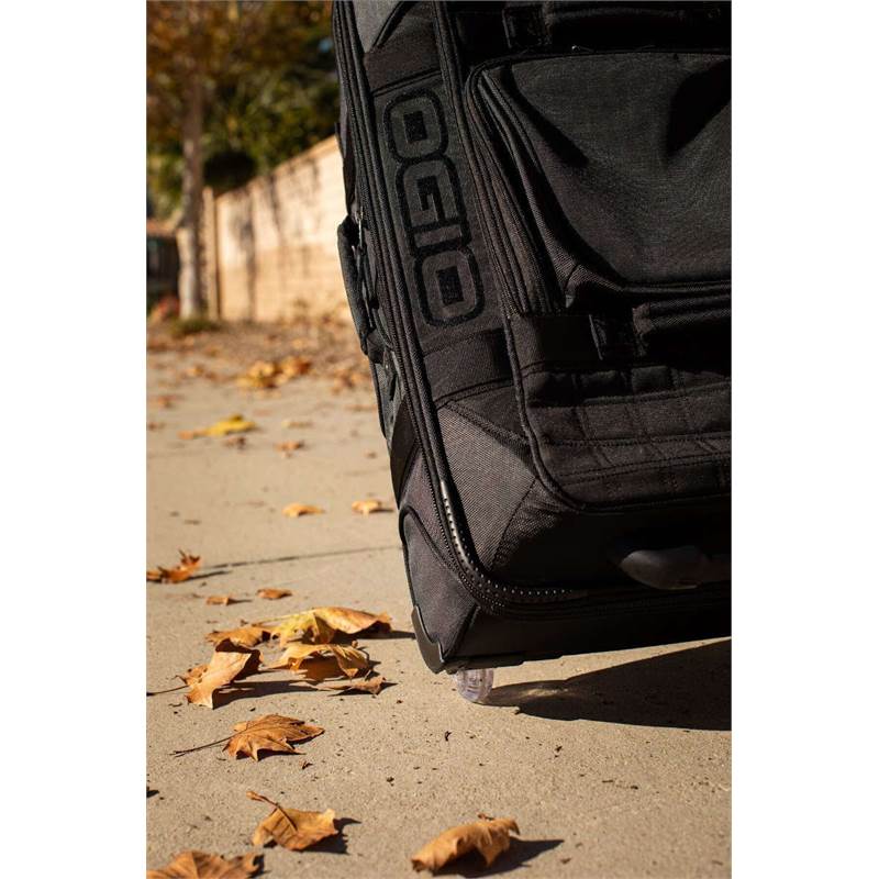 OGIO ONU 22 Wheeled Bag-5