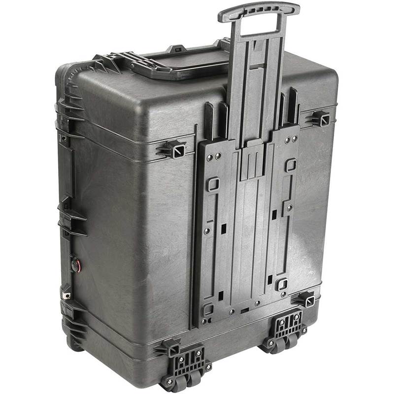 Peli 1690 Protector Case With Foam-3