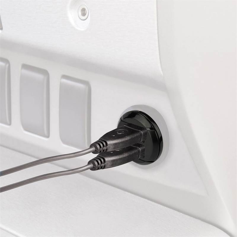 Scosche reVOLT 12W Dual USB Car Charger-5