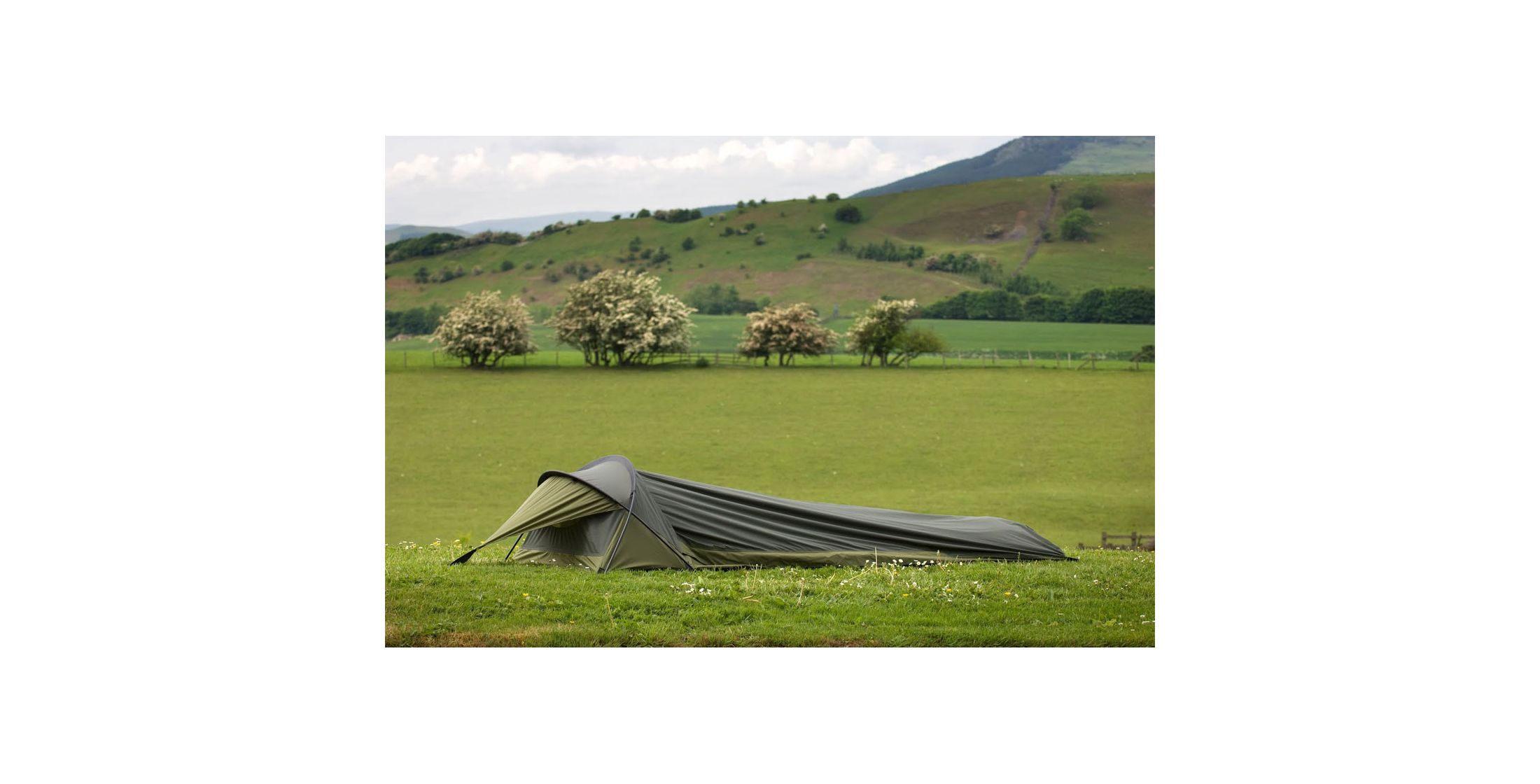 Tente Bivouac SnugPak Stratosphere – 1 Place, Imperméable, Moustiquaire, Arceaux Alu, 1,13 Kg, Vert Olive