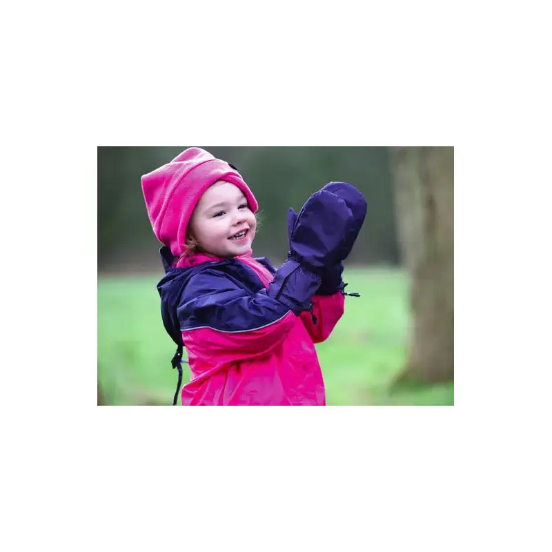 BushBaby Kosi Hands-3
