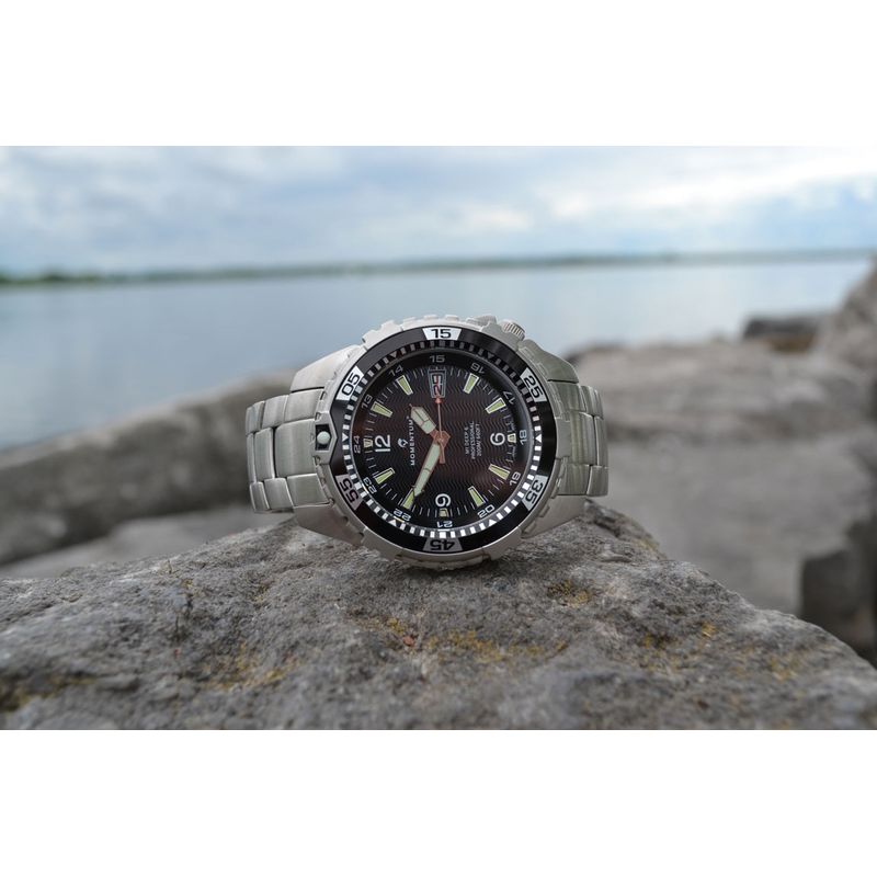 Momentum M1 DEEP 6, SS, LRG, WHITE, BLACK 'FITTED' RUBBER