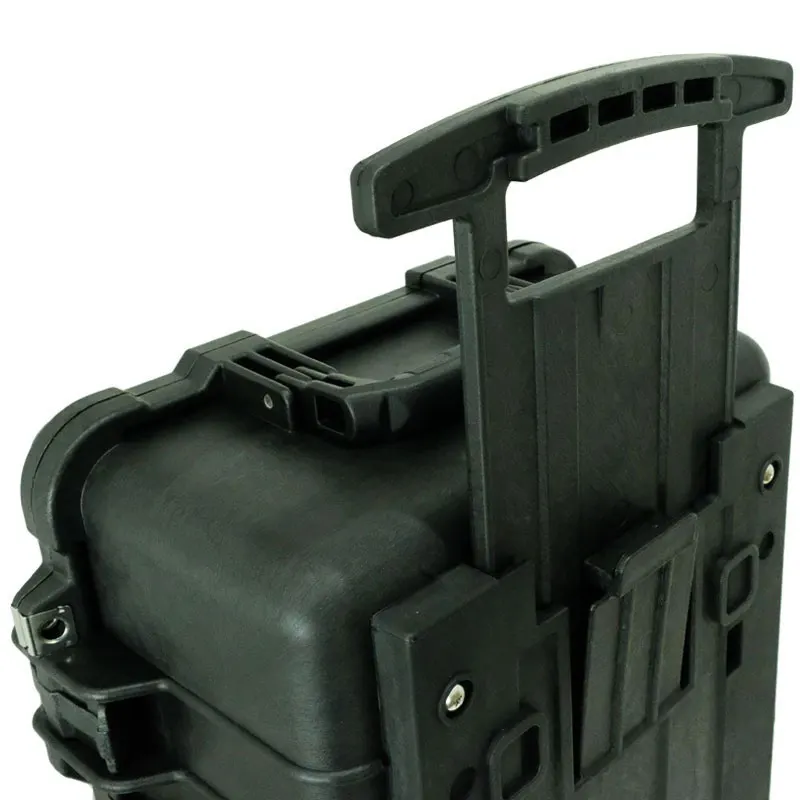 Peli 1510 Carry On Case with Padded Dividers-3