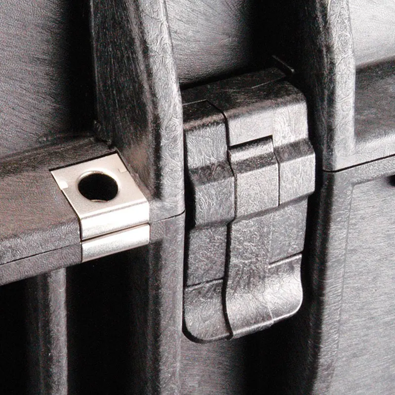 Peli 1660 Protector Case-4
