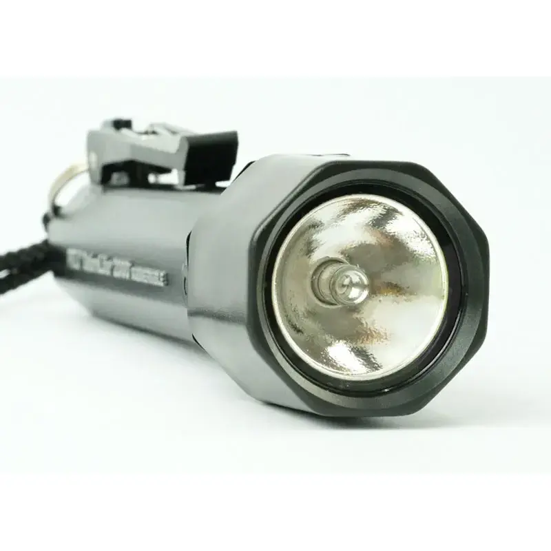 Peli Sabrelite 2000 Waterproof Torch-4