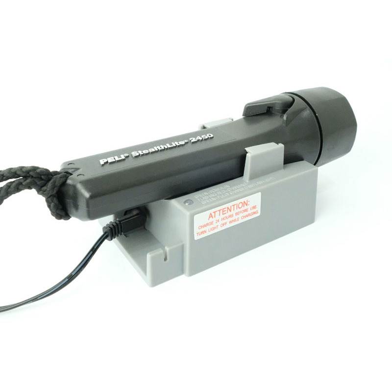 Peli 2450 Stealthlite Rechargeable Waterproof Torch-4