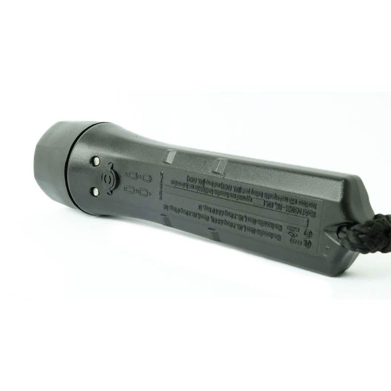 Peli 2450 Stealthlite Rechargeable Waterproof Torch-5