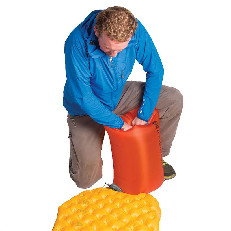 Sea to Summit Air Stream Dry Sack Pump-2