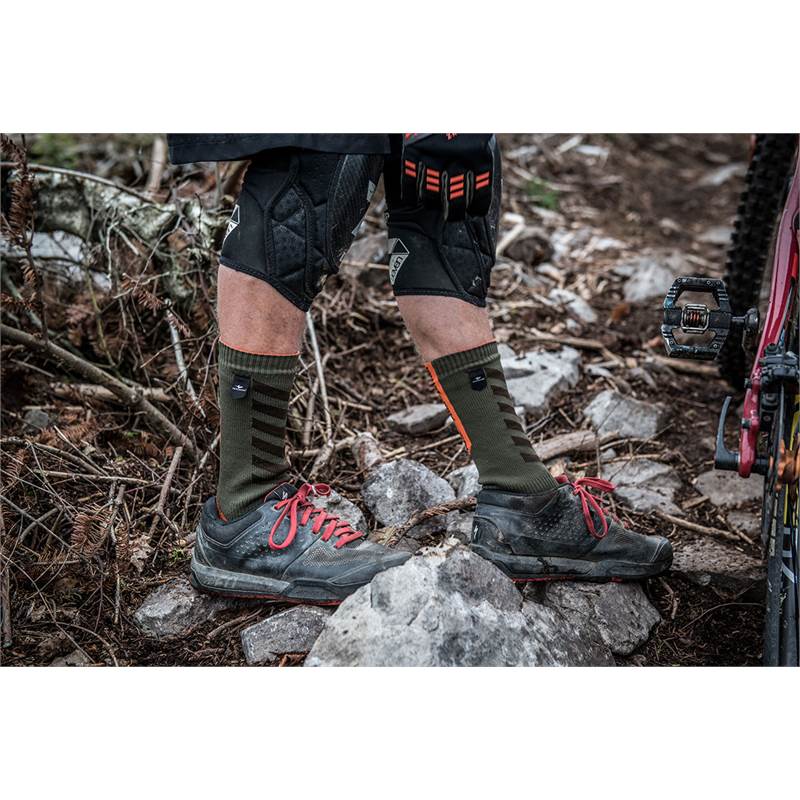 SealSkinz MTB Mid Length Mid Weight Waterproof Socks with Hydrostop and Merino Wool-5