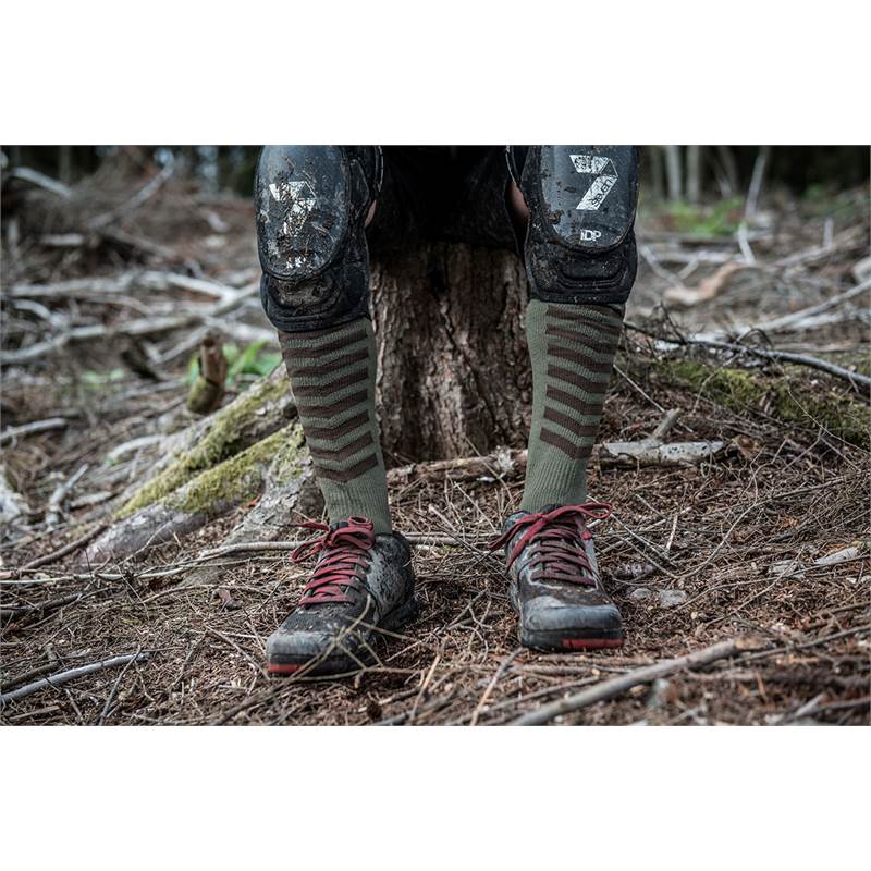 SealSkinz MTB Mid Knee Waterproof Socks with Merino Wool-5