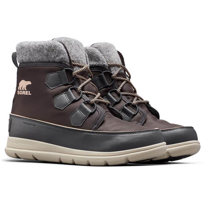 sorel women's explorer carnival boot