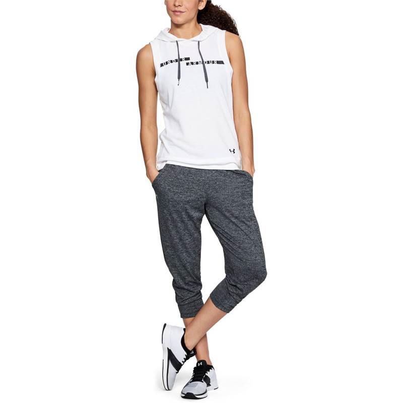 Under Armour Womens Play Up Twist Capri-5