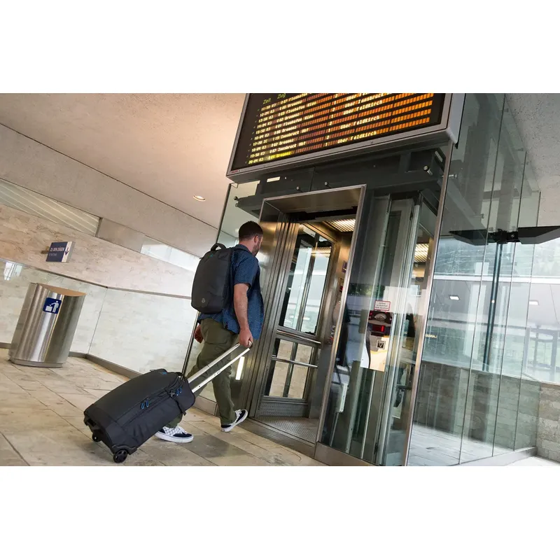 Vango Runway 40L Wheeled Bag-5
