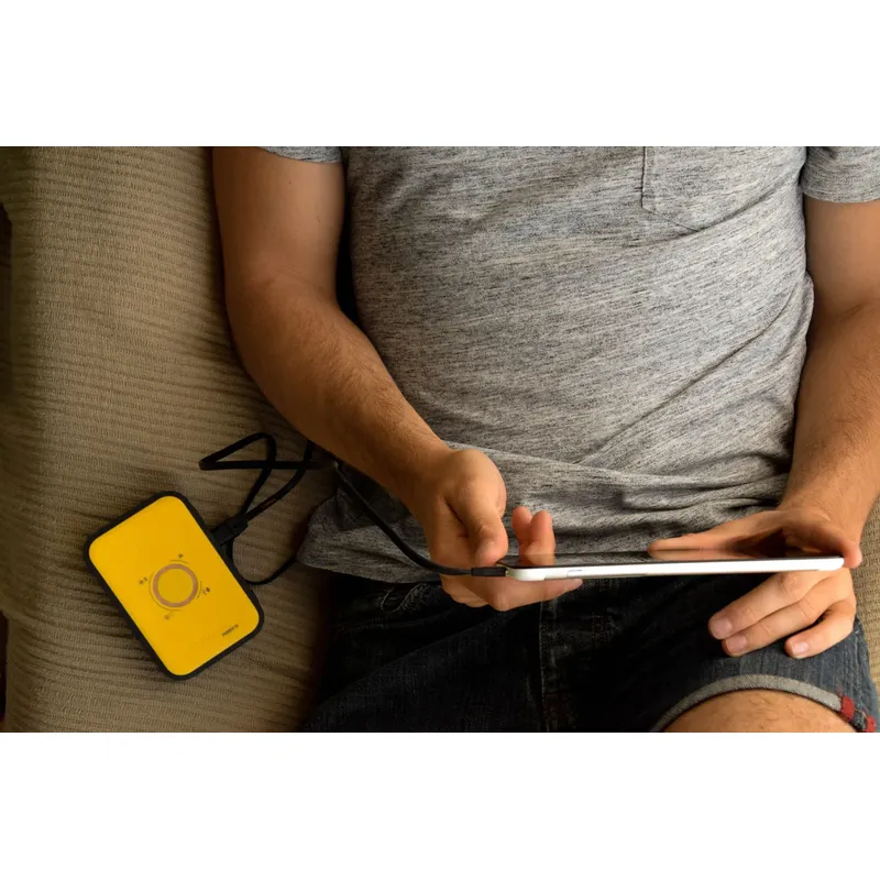 Waka Waka Power 5 Powerbank-2